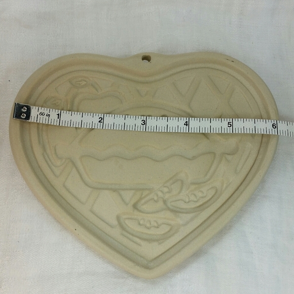 PAMPERED CHEF Welcome Home Heart Clay COOKIE MOLD - Picture 4 of 9